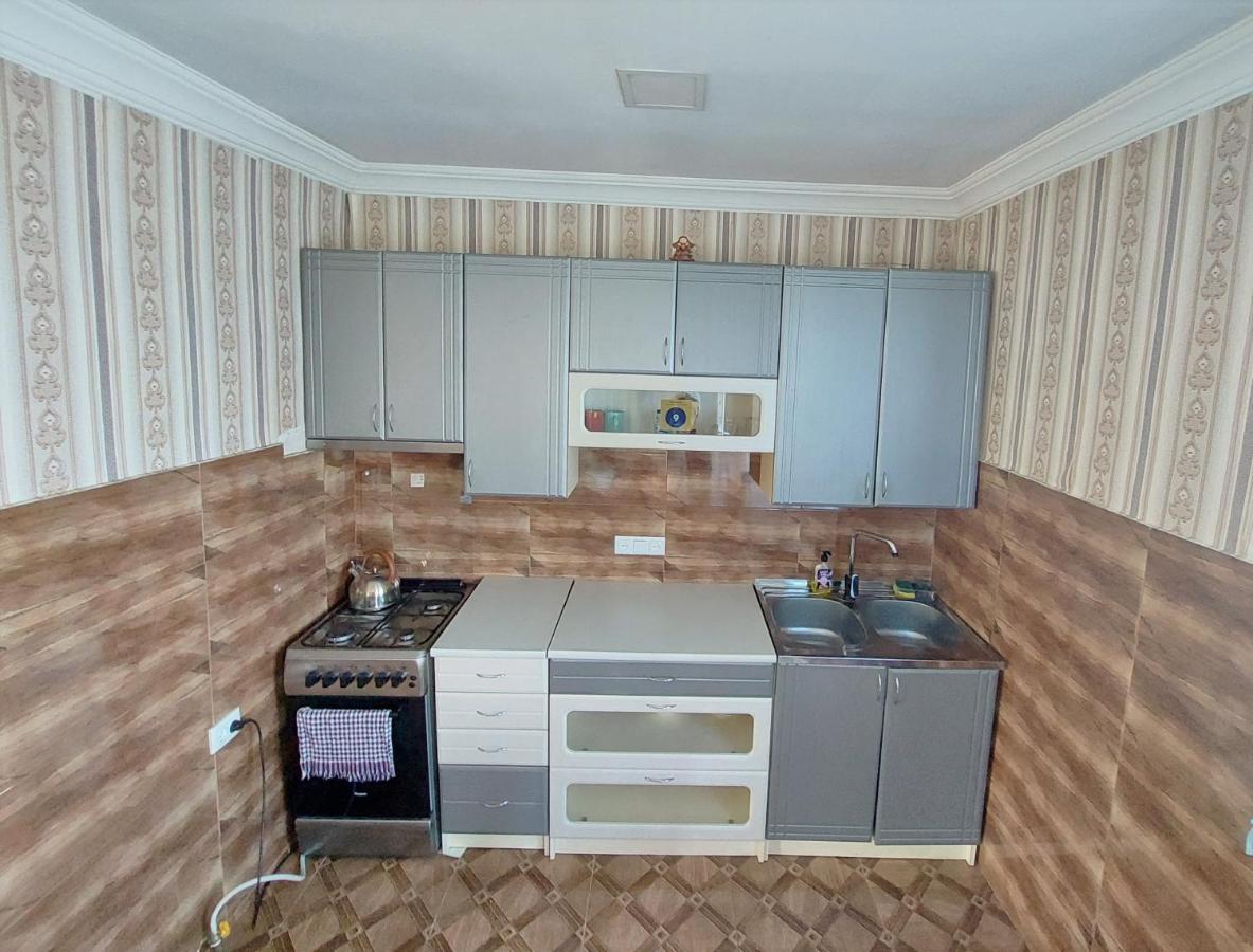 Apartment Beso Kutaisi Zewnętrze zdjęcie